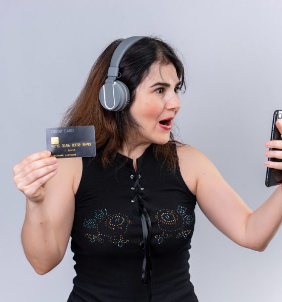 Cum depui bani la cazino online cu cardul Visa sau Mastercard